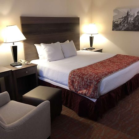 Mho Inn And Suites Monmouth Junction Eksteriør bilde