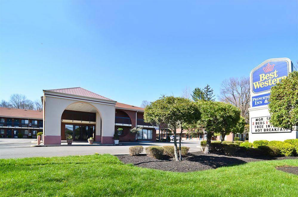 Mho Inn And Suites Monmouth Junction Eksteriør bilde