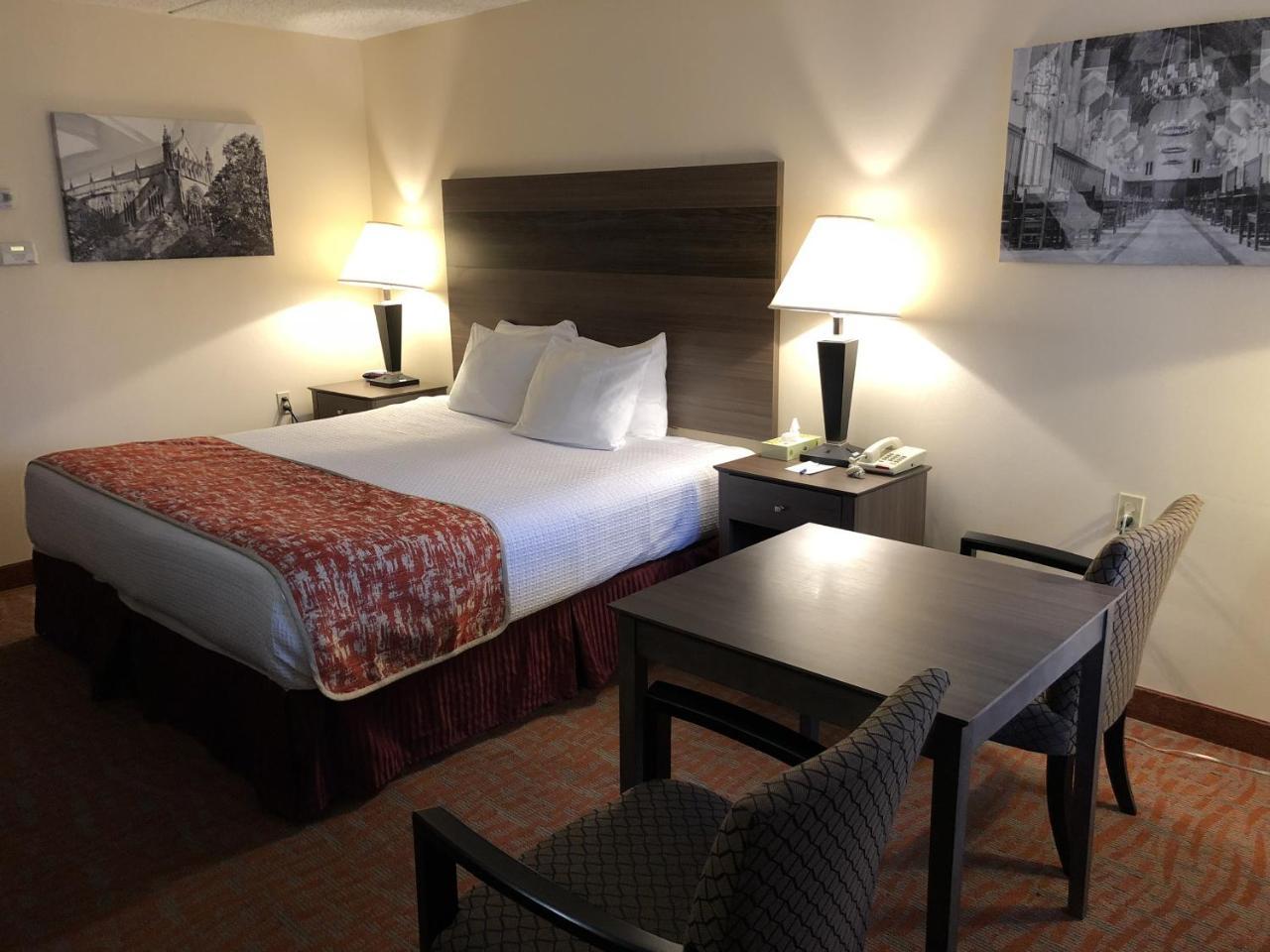 Mho Inn And Suites Monmouth Junction Eksteriør bilde