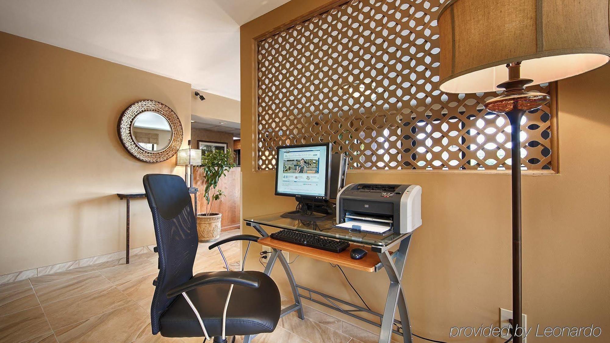 Mho Inn And Suites Monmouth Junction Eksteriør bilde